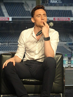 看月亮的小六六采集到Tom hiddleston