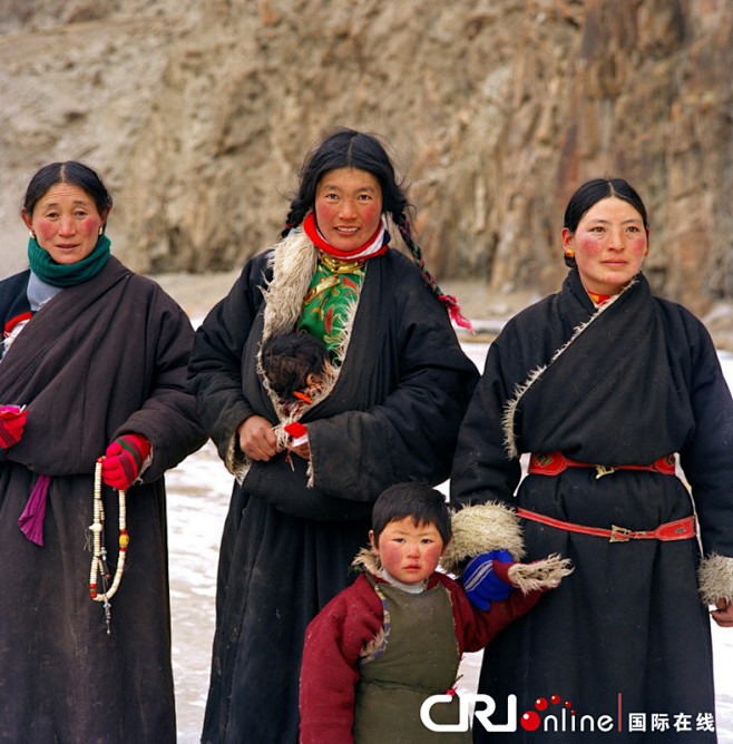 少数民族服饰大观系列图片报道藏族服饰白天个人网站